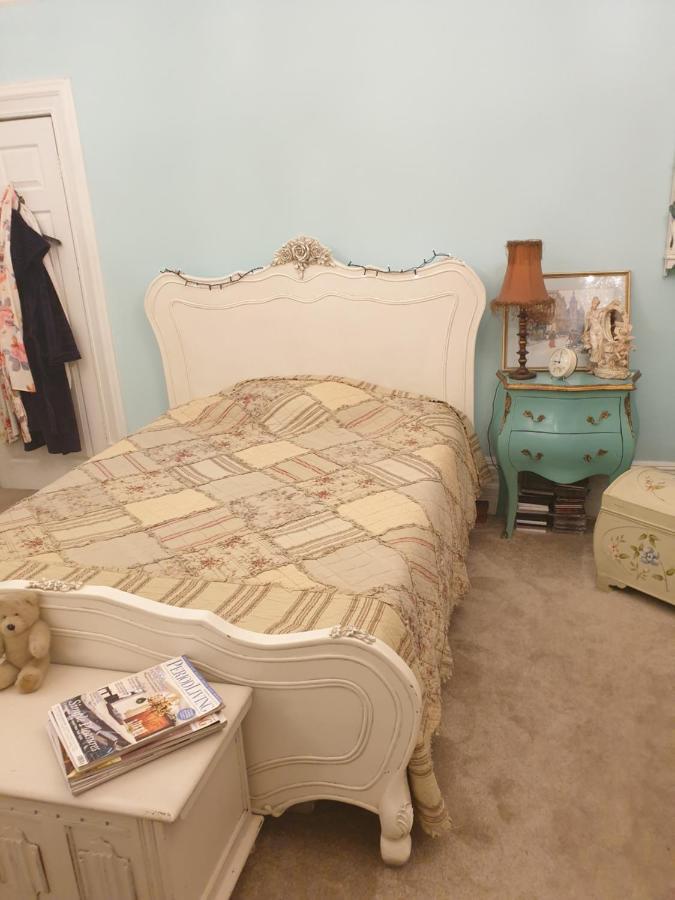 Judy'S B&B Private Home 카디프 외부 사진