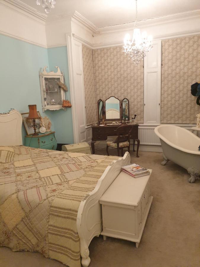Judy'S B&B Private Home 카디프 외부 사진